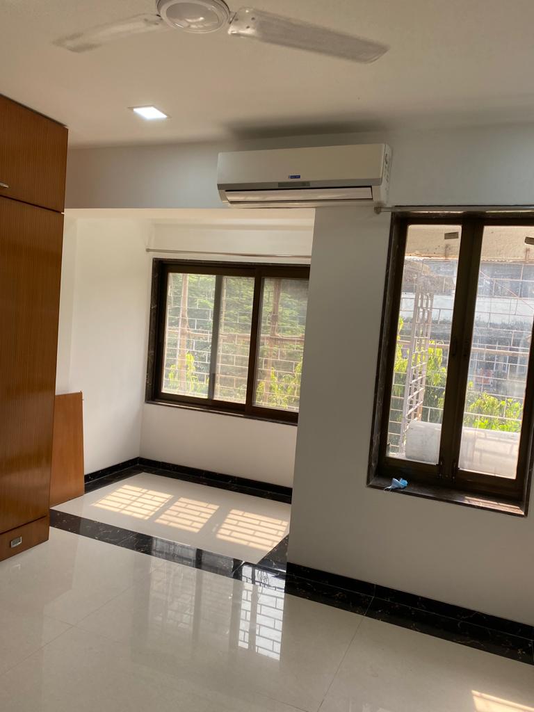 2 BHK Semi Furnished in Apsara Cosmopolitan , Bandra West
